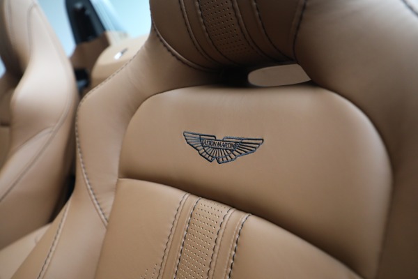 New 2023 Aston Martin Vantage V8 for sale $201,486 at Pagani of Greenwich in Greenwich CT 06830 22