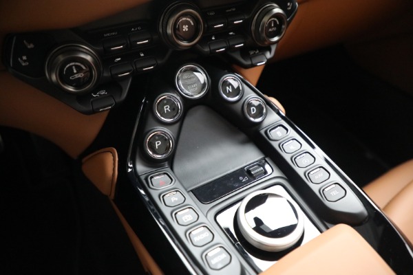 New 2023 Aston Martin Vantage V8 for sale $201,486 at Pagani of Greenwich in Greenwich CT 06830 25