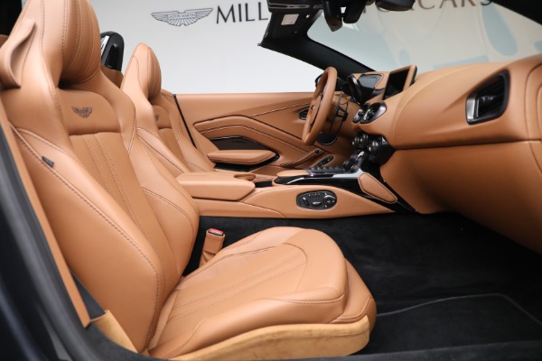 New 2023 Aston Martin Vantage V8 for sale $201,486 at Pagani of Greenwich in Greenwich CT 06830 28