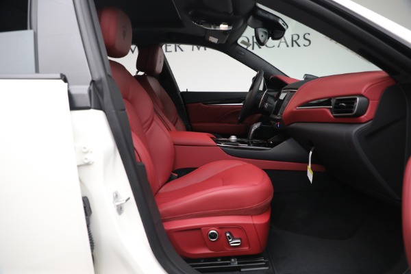 New 2023 Maserati Levante Modena for sale $113,135 at Pagani of Greenwich in Greenwich CT 06830 15