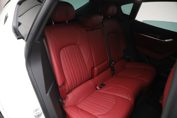 New 2023 Maserati Levante Modena for sale $113,135 at Pagani of Greenwich in Greenwich CT 06830 20