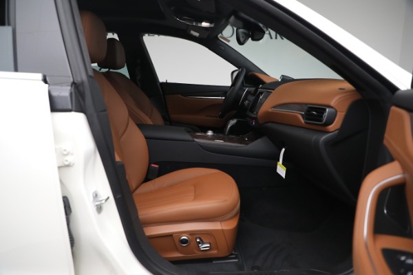 New 2023 Maserati Levante Modena for sale $110,585 at Pagani of Greenwich in Greenwich CT 06830 15