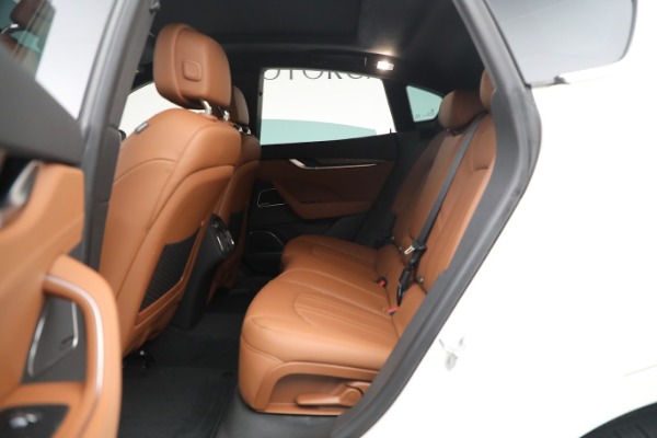 New 2023 Maserati Levante Modena for sale $110,585 at Pagani of Greenwich in Greenwich CT 06830 20