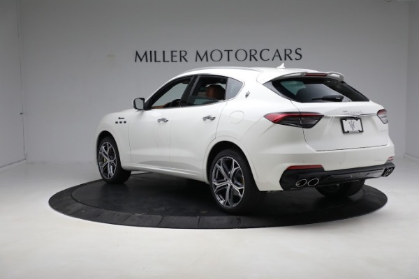 New 2023 Maserati Levante Modena for sale $110,585 at Pagani of Greenwich in Greenwich CT 06830 5
