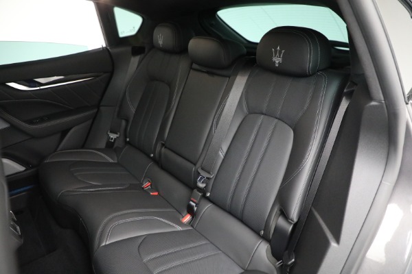 New 2023 Maserati Levante Modena S for sale $118,900 at Pagani of Greenwich in Greenwich CT 06830 26