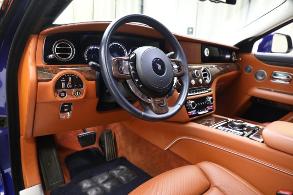 Used 2022 Rolls-Royce Ghost EWB for sale $345,900 at Pagani of Greenwich in Greenwich CT 06830 18