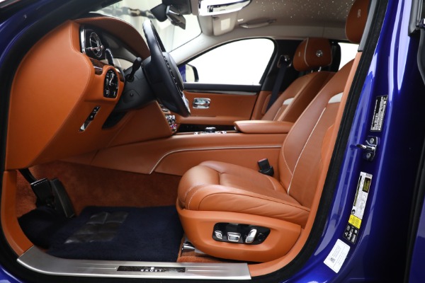 Used 2022 Rolls-Royce Ghost EWB for sale $345,900 at Pagani of Greenwich in Greenwich CT 06830 19