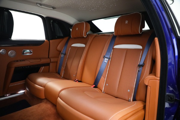 Used 2022 Rolls-Royce Ghost EWB for sale $345,900 at Pagani of Greenwich in Greenwich CT 06830 23
