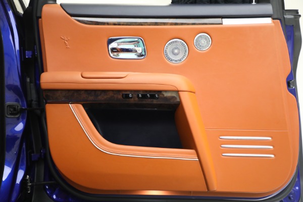 Used 2022 Rolls-Royce Ghost EWB for sale $345,900 at Pagani of Greenwich in Greenwich CT 06830 24