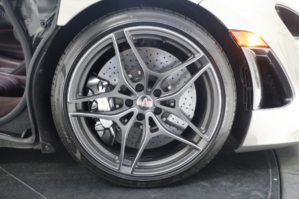 Used 2018 McLaren 720S Luxury for sale $259,900 at Pagani of Greenwich in Greenwich CT 06830 18