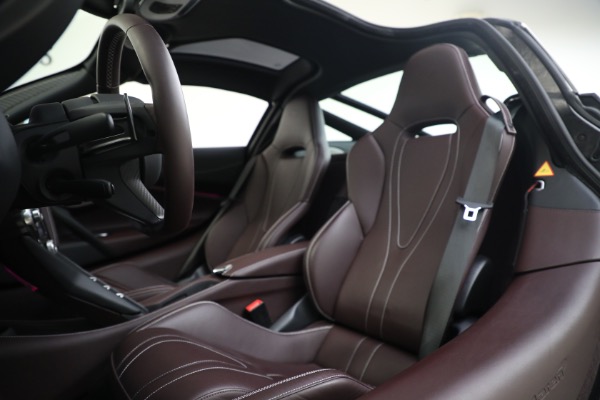 Used 2018 McLaren 720S Luxury for sale $259,900 at Pagani of Greenwich in Greenwich CT 06830 21