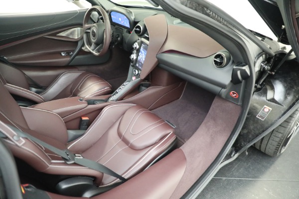 Used 2018 McLaren 720S Luxury for sale $259,900 at Pagani of Greenwich in Greenwich CT 06830 22