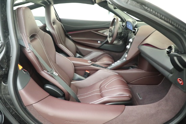 Used 2018 McLaren 720S Luxury for sale $259,900 at Pagani of Greenwich in Greenwich CT 06830 23