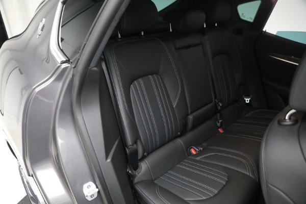 New 2023 Maserati Levante GT for sale $102,195 at Pagani of Greenwich in Greenwich CT 06830 21