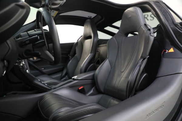Used 2018 McLaren 720S Luxury for sale $249,900 at Pagani of Greenwich in Greenwich CT 06830 22