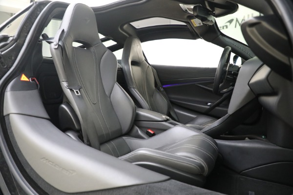 Used 2018 McLaren 720S Luxury for sale $249,900 at Pagani of Greenwich in Greenwich CT 06830 26