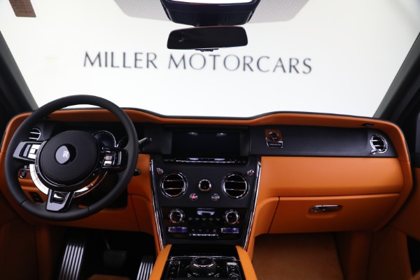 New 2023 Rolls-Royce Cullinan for sale $429,450 at Pagani of Greenwich in Greenwich CT 06830 28