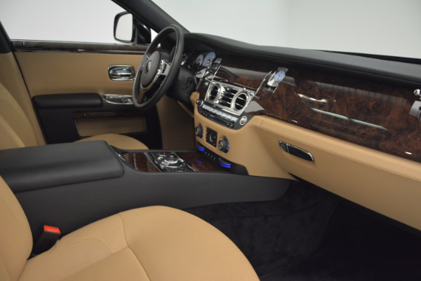 Used 2011 Rolls-Royce Ghost for sale Sold at Pagani of Greenwich in Greenwich CT 06830 27