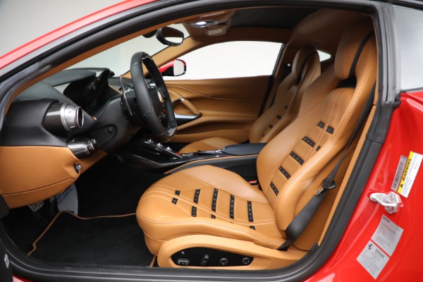 Used 2018 Ferrari 812 Superfast for sale $395,900 at Pagani of Greenwich in Greenwich CT 06830 14
