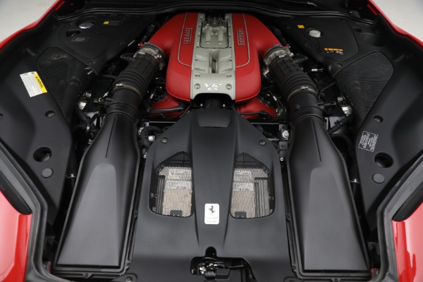 Used 2018 Ferrari 812 Superfast for sale $395,900 at Pagani of Greenwich in Greenwich CT 06830 21