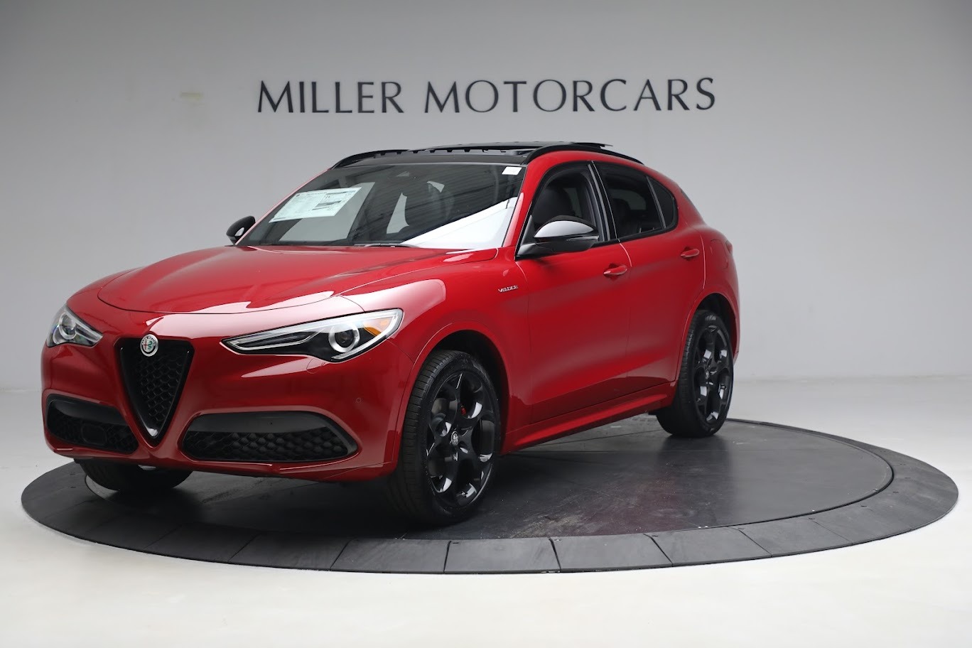 New 2023 Alfa Romeo Stelvio Veloce for sale $54,845 at Pagani of Greenwich in Greenwich CT 06830 1