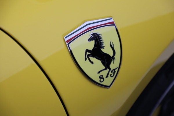 Used 2022 Ferrari SF90 Spider for sale $839,900 at Pagani of Greenwich in Greenwich CT 06830 26