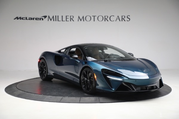 New 2023 McLaren Artura TechLux for sale $263,525 at Pagani of Greenwich in Greenwich CT 06830 11