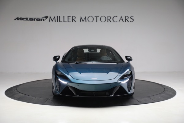 New 2023 McLaren Artura TechLux for sale $263,525 at Pagani of Greenwich in Greenwich CT 06830 12