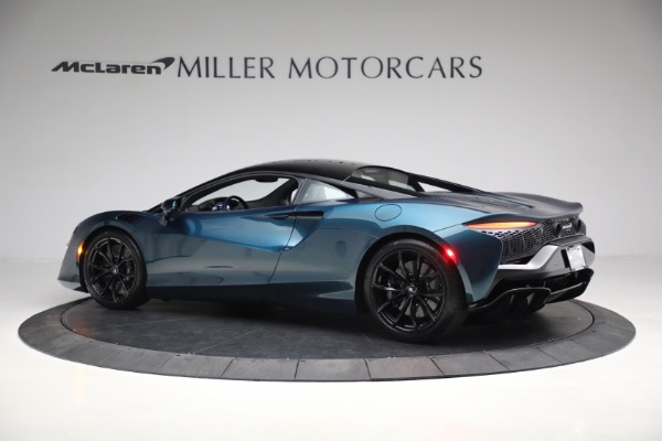 New 2023 McLaren Artura TechLux for sale $263,525 at Pagani of Greenwich in Greenwich CT 06830 4