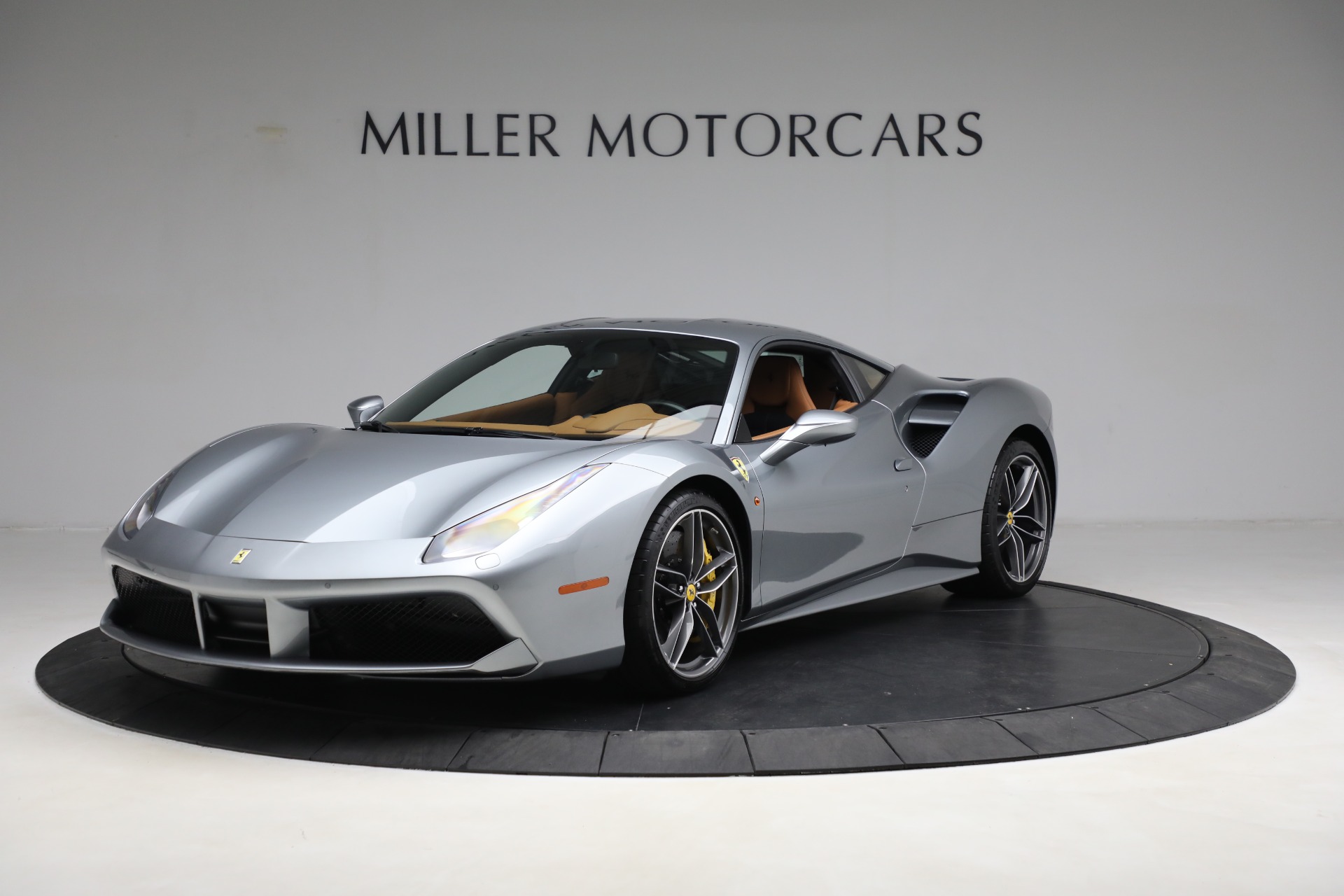 Used 2018 Ferrari 488 GTB for sale $294,900 at Pagani of Greenwich in Greenwich CT 06830 1