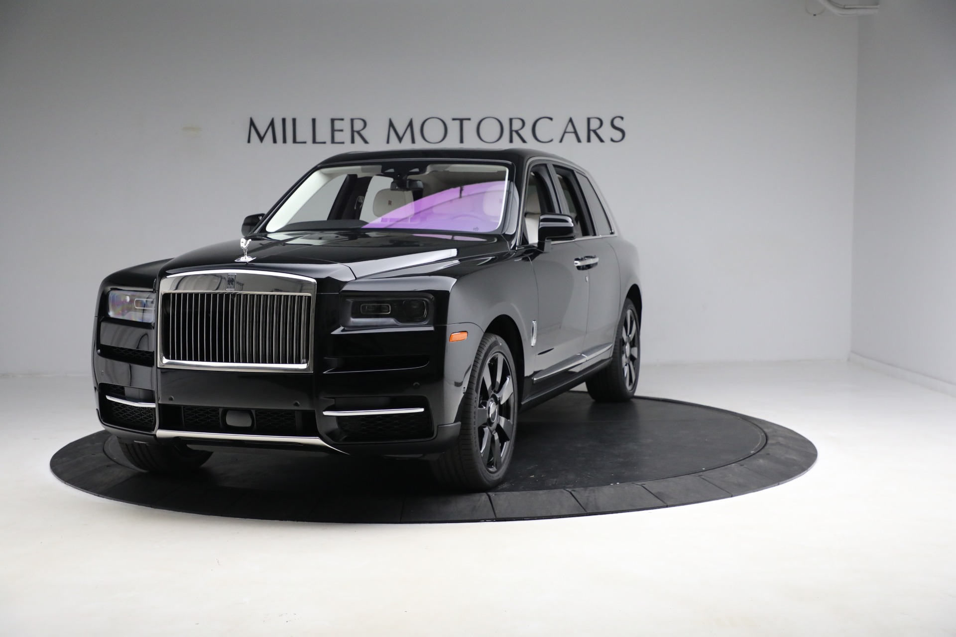 New 2023 Rolls-Royce Cullinan for sale $433,700 at Pagani of Greenwich in Greenwich CT 06830 1