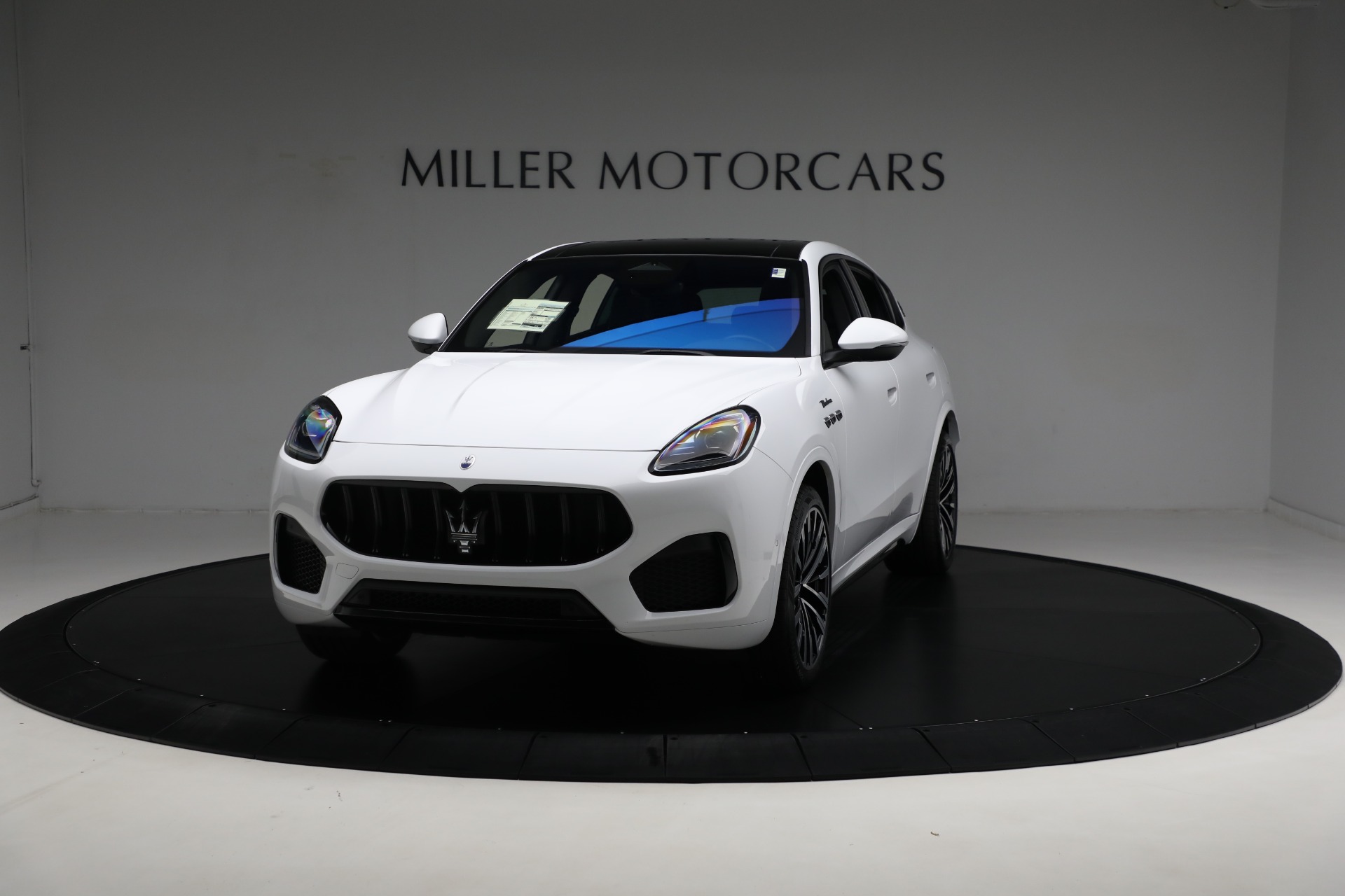 New 2023 Maserati Grecale Modena for sale $82,595 at Pagani of Greenwich in Greenwich CT 06830 1