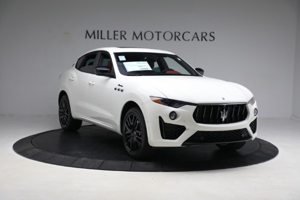 New 2023 Maserati Levante Modena for sale $110,716 at Pagani of Greenwich in Greenwich CT 06830 11