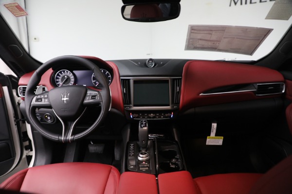 New 2023 Maserati Levante Modena for sale $110,716 at Pagani of Greenwich in Greenwich CT 06830 14