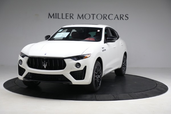 New 2023 Maserati Levante Modena for sale $110,716 at Pagani of Greenwich in Greenwich CT 06830 1