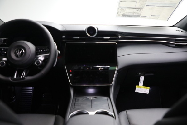 New 2023 Maserati Grecale Modena for sale $78,601 at Pagani of Greenwich in Greenwich CT 06830 26