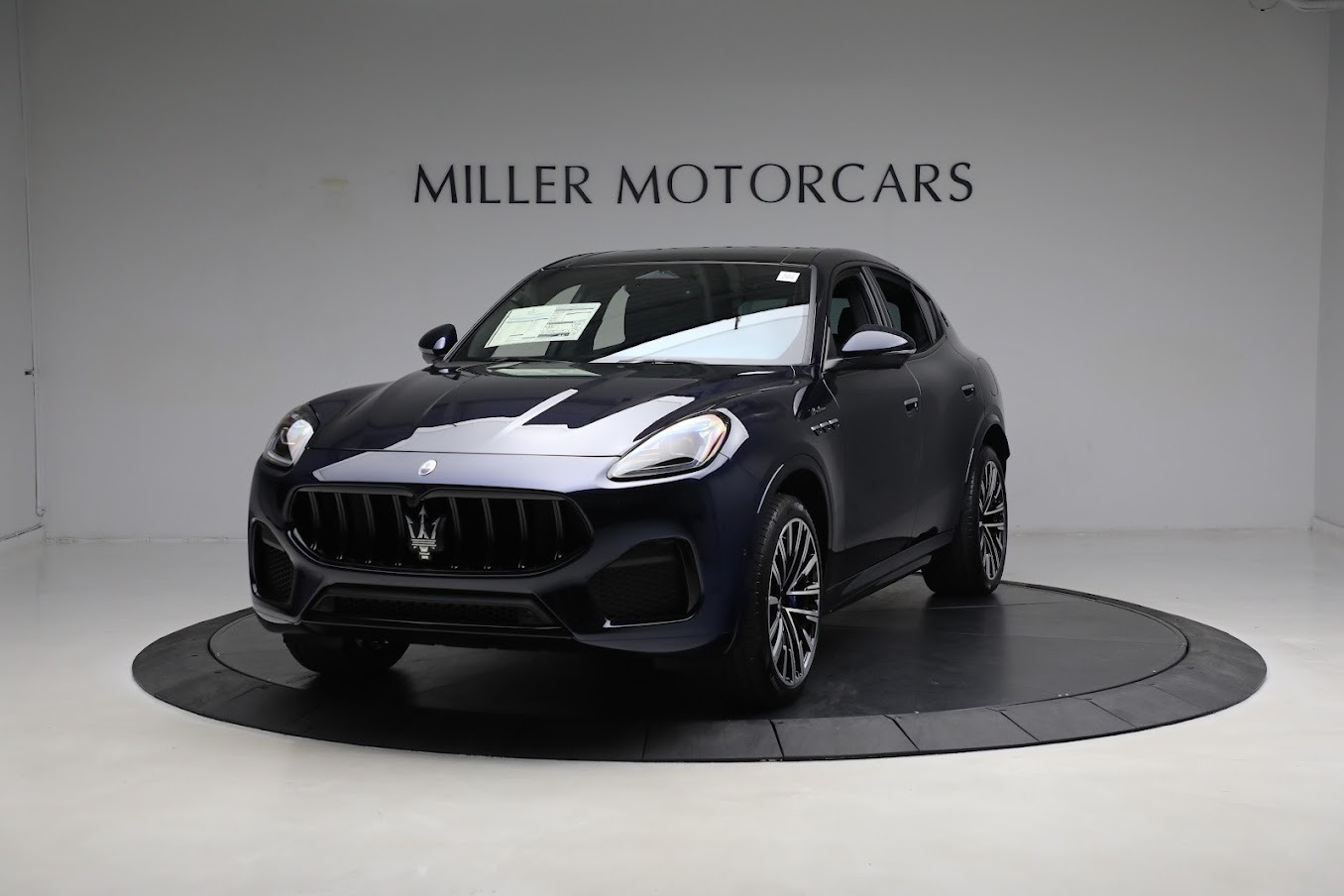 New 2023 Maserati Grecale PrimaSerie Modena for sale $94,101 at Pagani of Greenwich in Greenwich CT 06830 1