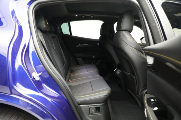 New 2023 Maserati Grecale Modena for sale $91,501 at Pagani of Greenwich in Greenwich CT 06830 21
