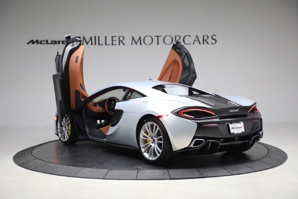 Used 2017 McLaren 570S for sale $164,900 at Pagani of Greenwich in Greenwich CT 06830 15