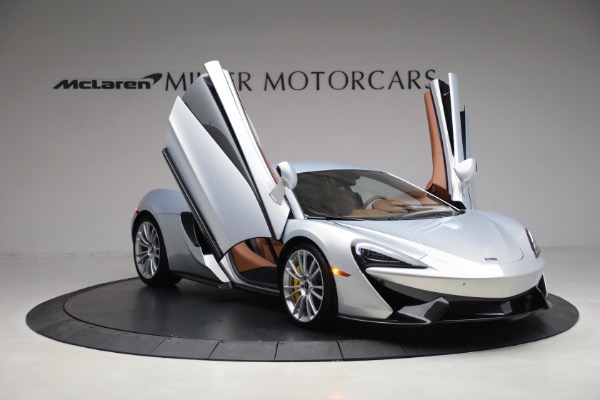 Used 2017 McLaren 570S for sale $164,900 at Pagani of Greenwich in Greenwich CT 06830 17