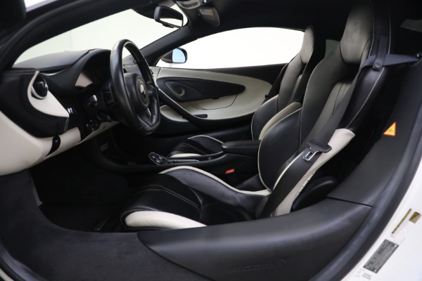 Used 2017 McLaren 570S for sale Call for price at Pagani of Greenwich in Greenwich CT 06830 21