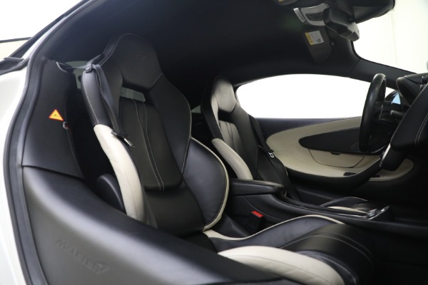 Used 2017 McLaren 570S for sale Call for price at Pagani of Greenwich in Greenwich CT 06830 23