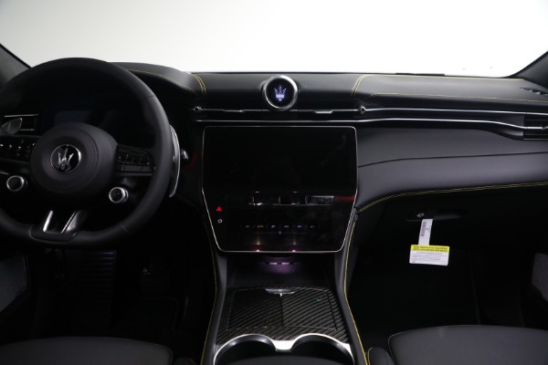 New 2023 Maserati Grecale Trofeo for sale $121,455 at Pagani of Greenwich in Greenwich CT 06830 22