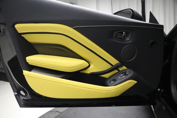 Used 2023 Aston Martin Vantage V12 for sale $412,286 at Pagani of Greenwich in Greenwich CT 06830 25