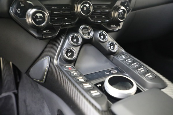 Used 2023 Aston Martin Vantage V8 for sale $144,900 at Pagani of Greenwich in Greenwich CT 06830 17