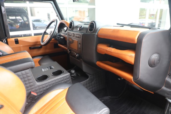 Used 1983 Land Rover Defender 110 Double Cab 6x6 Edition for sale $399,900 at Pagani of Greenwich in Greenwich CT 06830 12