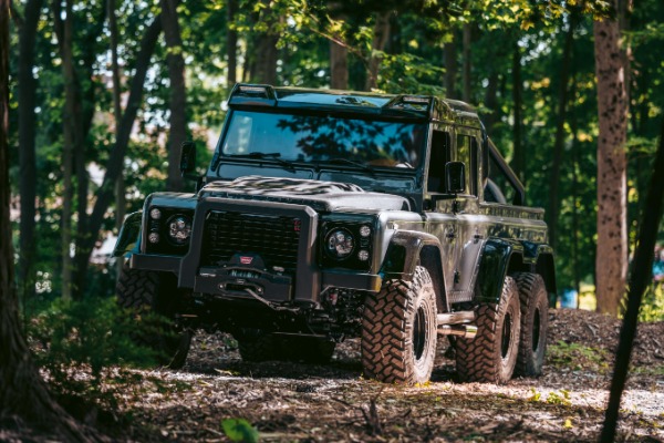 Used 1983 Land Rover Defender 110 Double Cab 6x6 Edition for sale $399,900 at Pagani of Greenwich in Greenwich CT 06830 20