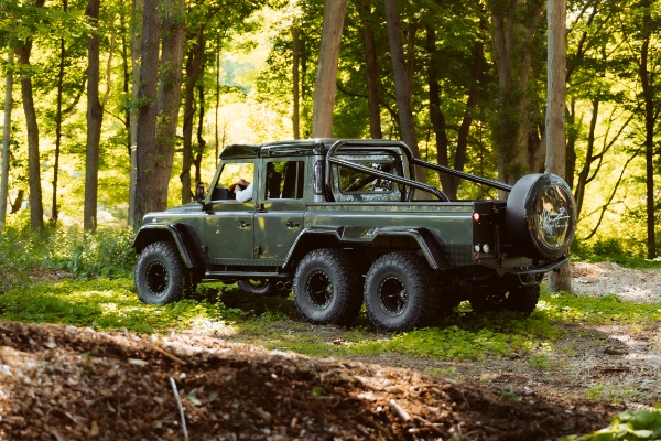 Used 1983 Land Rover Defender 110 Double Cab 6x6 Edition for sale $399,900 at Pagani of Greenwich in Greenwich CT 06830 22