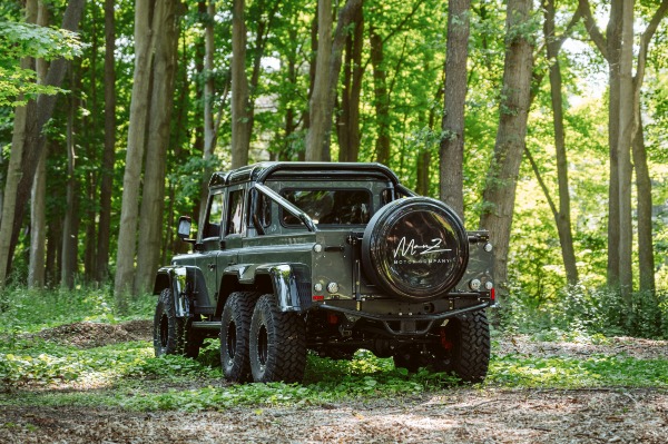 Used 1983 Land Rover Defender 110 Double Cab 6x6 Edition for sale $399,900 at Pagani of Greenwich in Greenwich CT 06830 23