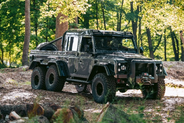 Used 1983 Land Rover Defender 110 Double Cab 6x6 Edition for sale $399,900 at Pagani of Greenwich in Greenwich CT 06830 26